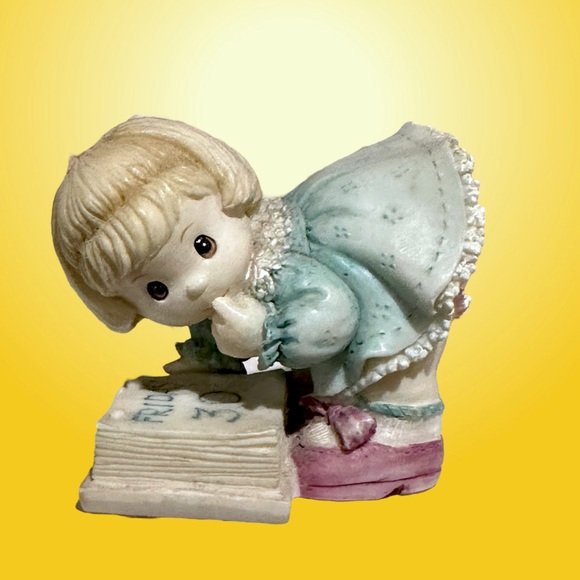 Vintage ENESCO “A Little Behind In My Schedule “ 2” Figurine - Picture 1 of 8
